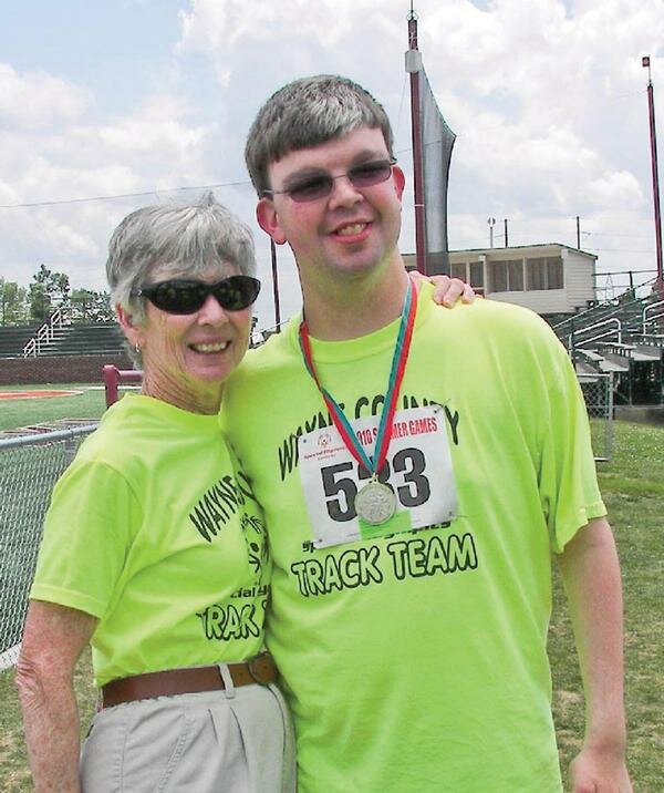 Lucy Gleason and Josh Adkins 